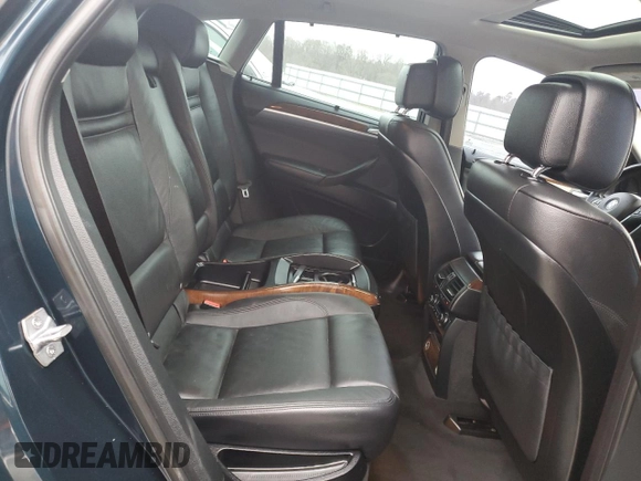 2014 BMW X6 xDrive35i with VIN 5UXFG2C57E0C43953, listed as a Copart auction lot 44595885 with 121,208 mi miles and Clean Title. Bid and sale history available at carsss.com. Image 11.