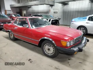 1982 Mercedes-Benz 380 with VIN WDBBA45A9CB015960, listed as a Copart auction lot 83823724 with 141,060 mi miles and Clean Title. Bid and sale history available at carsss.com. Image 4.
