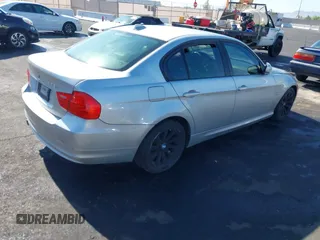 2011 BMW 3 Series 328i с VIN WBAPH5C57BA445776, выставлен на аукционе IAAI как лот 42397904 с пробегом 131 320 миль миль и . История ставок и продаж доступна на DreamBid. Изображение 4.