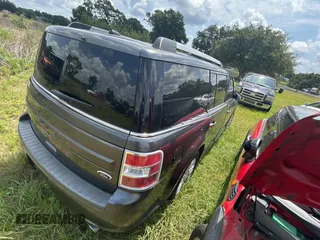 2016 Ford Flex SEL z VIN 2FMGK5C83GBA09724, wystawiony jako Copart lot #56397205 z przebiegiem 188 103 mil mil oraz Czysty tytuł • Clean title. Historia ofert i sprzedaży dostępna na DreamBid. Obrazek 4.
