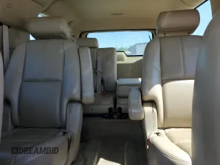 2008 Chevrolet Suburban 2LT z VIN 3GNFK16368G206563, wystawiony jako Copart lot #52494055 z przebiegiem 174 692 mil mil oraz Szkoda całkowita • Salvage title. Historia ofert i sprzedaży dostępna na DreamBid. Obrazek 10.
