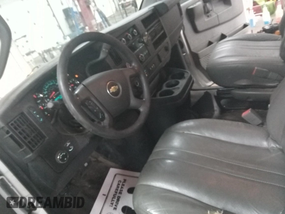 2017 Chevrolet Express Cargo with VIN 1GCWGAFF4H1344461, listed as a IAAI auction lot 42581209 with 191,765 mi miles and . Bid and sale history available at DreamBid. Image 29.