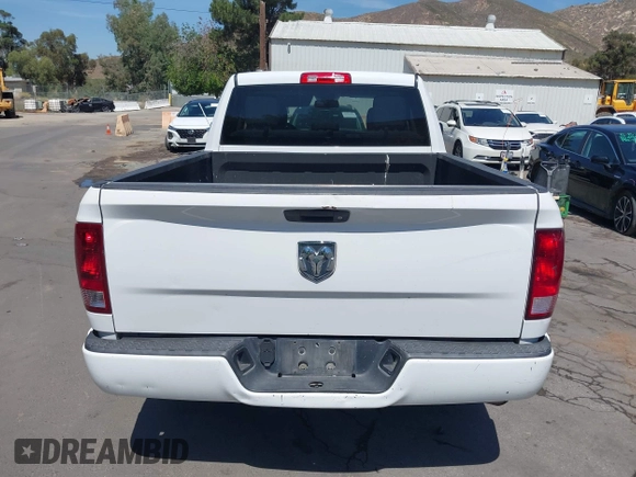2014 Ram 1500 Tradesman z VIN 1C6RR6FG8ES455931, wystawiony jako IAAI lot #42317340 z przebiegiem 224 782 mil mil oraz . Historia ofert i sprzedaży dostępna na DreamBid. Obrazek 16.