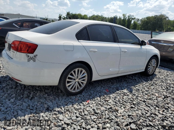 2011 Volkswagen Jetta SEL z VIN 3VWLX7AJ2BM351398, wystawiony jako Copart lot #57559365 z przebiegiem 183 376 mil mil oraz Czysty tytuł • Clean title. Historia ofert i sprzedaży dostępna na DreamBid. Obrazek 3.