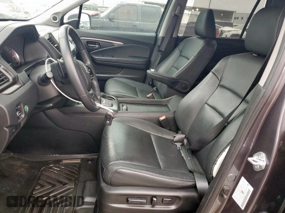2021 Honda Pilot Special Edition with VIN 5FNYF5H25MB047648, listed as a Copart auction lot 49477835 with 31,900 mi miles and Salvage Title. Bid and sale history available at DreamBid. Image 7.