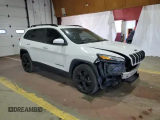 2016 Jeep Cherokee Latitude with VIN 1C4PJMCS1GW118792, listed as a Copart auction lot 53751675 with 141,098 mi miles and Clean title. Bid and sale history available at DreamBid. Image 4.