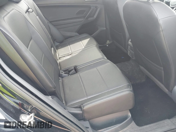 2021 Volkswagen Tiguan SE with VIN 3VV2B7AX4MM050282, listed as a IAAI auction lot 42124808 with 80,082 mi miles and . Bid and sale history available at DreamBid. Image 8.