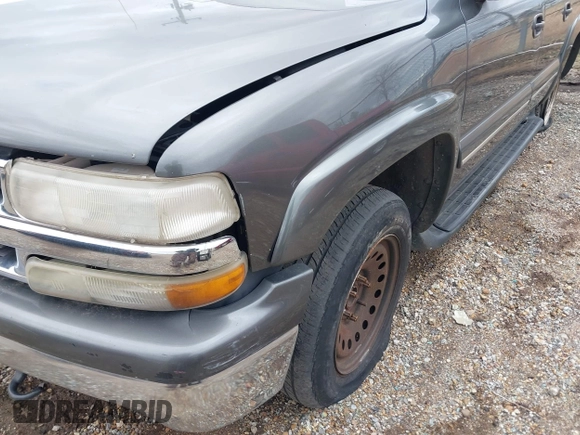 2002 Chevrolet Suburban LS with VIN 3GNEC16Z12G341471, listed as a IAAI auction lot 41458266 with 465,410 mi miles. Bid and sale history available at carsss.com. Image 6.