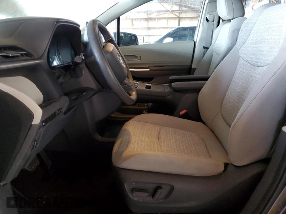 2023 Toyota Sienna LE with VIN 5TDBRKEC5PS179124, listed as a Copart auction lot 49717115 with Not provided miles and Salvage title. Bid and sale history available at DreamBid. Image 7.