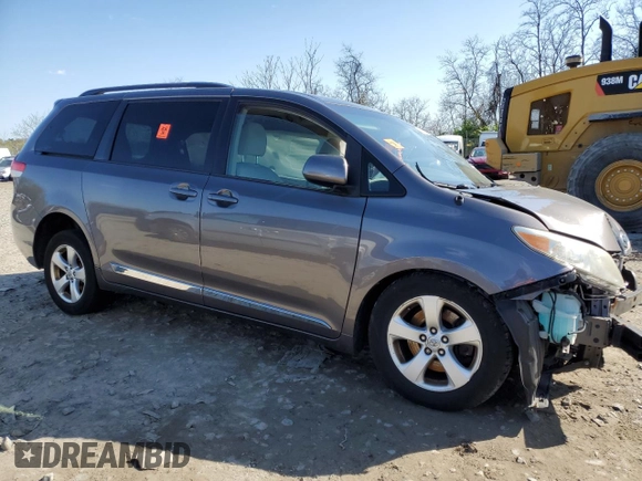2014 Toyota Sienna LE AAS with VIN 5TDKK3DC4ES522918, listed as a Copart auction lot 51827245 with Not Provided miles and Salvage Title. Bid and sale history available at DreamBid. Image 4.