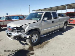 2006 GMC Sierra 1500 Work Truck z VIN 1GTEK19BX6E121799, wystawiony jako Copart lot #55656655 z przebiegiem 200 346 mil mil oraz Szkoda całkowita • Salvage title. Historia ofert i sprzedaży dostępna na DreamBid. Obrazek 1.