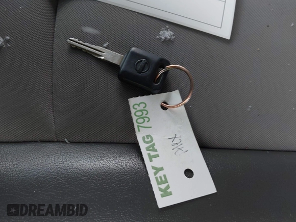 2018 Nissan NV Cargo S z VIN 1N6BF0KM1JN819141, wystawiony jako IAAI lot #41536219 z przebiegiem 176 575 mil mil oraz . Historia ofert i sprzedaży dostępna na DreamBid. Obrazek 11.