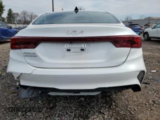 2024 Kia Forte LXS with VIN 3KPF24ADXRE832771, listed as a Copart auction lot 49672725 with 2,808 mi miles and Salvage Title. Bid and sale history available at DreamBid. Image 6.