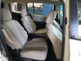 2013 Mazda 5 Sport z VIN JM1CW2BL5D0146558, wystawiony jako Copart lot #48749195 z przebiegiem 177 591 mil mil oraz Szkoda całkowita • Salvage title. Historia ofert i sprzedaży dostępna na DreamBid. Obrazek 11.