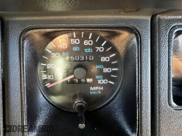 1992 Jeep Wrangler z VIN 2J4FY19P6NJ559597, wystawiony jako Copart lot #81398954 z przebiegiem 150 310 mil mil oraz Szkoda całkowita • Salvage title. Historia ofert i sprzedaży dostępna na DreamBid. Obrazek 8.