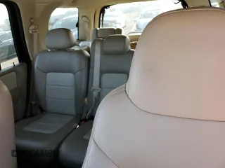 2006 Ford Expedition Eddie Bauer z VIN 1FMPU17596LA63188, wystawiony jako Copart lot #48068705 z przebiegiem 259 191 mil mil oraz Szkoda całkowita • Salvage title. Historia ofert i sprzedaży dostępna na DreamBid. Obrazek 10.