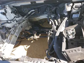 2013 Hyundai Azera with VIN KMHFH4JG9DA330074, listed as a IAAI auction lot 41975579 with 1 mi miles. Bid and sale history available at carsss.com. Image 6.