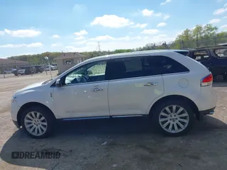 2012 Lincoln MKX with VIN 2LMDJ8JK9CBL16738, listed as a IAAI auction lot 42253064 with 147,719 mi miles and . Bid and sale history available at DreamBid. Image 14.