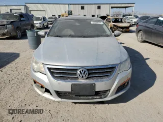 2009 Volkswagen CC Sport with VIN WVWEU73C09E517470, listed as a Copart auction lot 48699165 with 159,987 mi miles and Salvage Title. Bid and sale history available at DreamBid. Image 5.