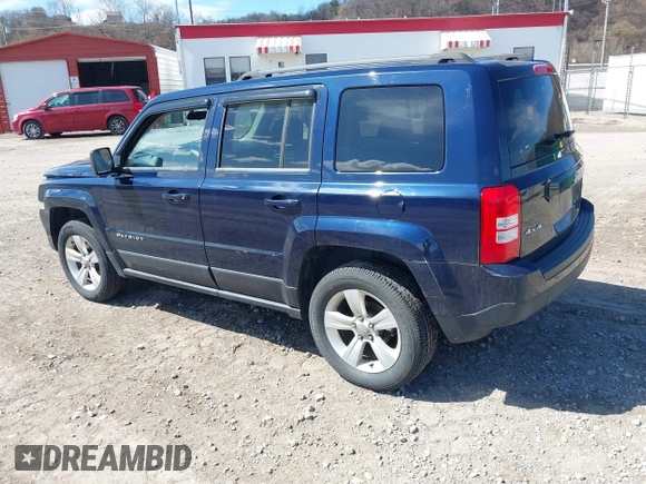 2014 Jeep Patriot Latitude with VIN 1C4NJRFB0ED760607, listed as a IAAI auction lot 41846134 with 136,041 mi miles. Bid and sale history available at carsss.com. Image 3.