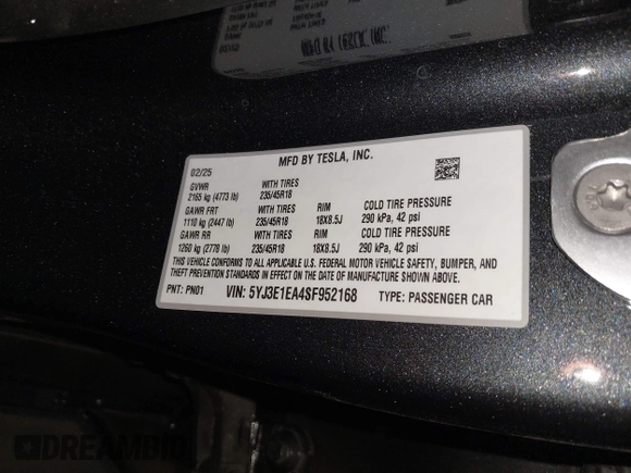 2025 Tesla Model 3 Long Range with VIN 5YJ3E1EA4SF952168, listed as a IAAI auction lot 42281783 with 3,926 mi miles and . Bid and sale history available at DreamBid. Image 9.