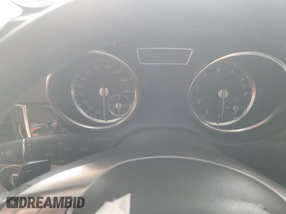 2013 Mercedes-Benz M 350 with VIN 4JGDA5JB0DA212288, listed as a Copart auction lot 61867235 with Not provided miles and Clean title. Bid and sale history available at DreamBid. Image 9.