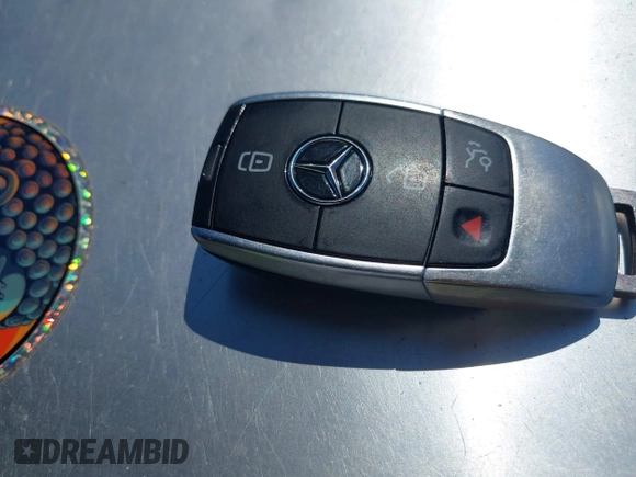 2017 Mercedes-Benz E 300 Luxury with VIN WDDZF4JB4HA078919, listed as a IAAI auction lot 42246449 with 76,873 mi miles and . Bid and sale history available at DreamBid. Image 11.