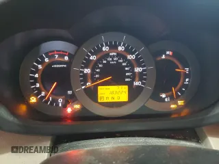 2006 Toyota RAV4 Limited with VIN JTMBD31V465045026, listed as a Copart auction lot 59300105 with 183,224 mi miles and Salvage title. Bid and sale history available at DreamBid. Image 9.