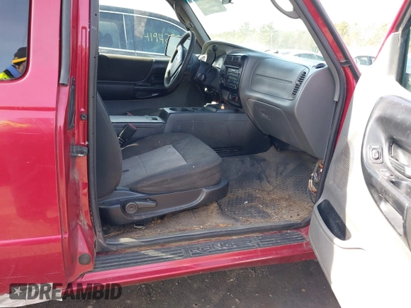 2007 Ford Ranger XLT with VIN 1FTZR45EX7PA19746, listed as a IAAI auction lot 41951107 with 271,541 mi miles. Bid and sale history available at carsss.com. Image 5.