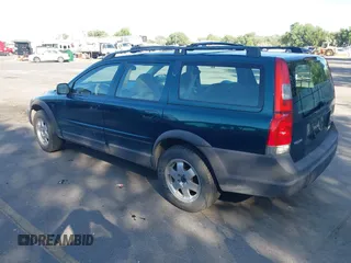 2002 Volvo V70 с VIN YV1SZ58D921075855, выставлен на аукционе IAAI как лот 42467860 с пробегом 135 362 миль миль и . История ставок и продаж доступна на DreamBid. Изображение 3.