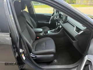 2019 Toyota RAV4 LE with VIN 2T3F1RFV3KW036293, listed as a Copart auction lot 65274055 with 170,563 mi miles and Clean title. Bid and sale history available at DreamBid. Image 5.