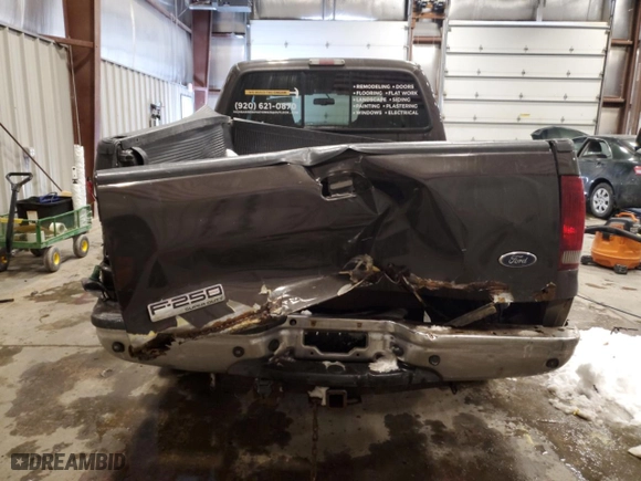 2006 Ford Super Duty F-250 XL with VIN 1FTSW21536ED59142, listed as a Copart auction lot 45170155 with 238,677 mi miles and Non Repairable. Bid and sale history available at carsss.com. Image 6.