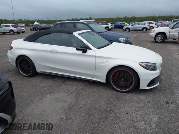 2018 Mercedes-Benz C 63 S AMG with VIN WDDWK8HB6JF622390, listed as a IAAI auction lot 40542462 with Not Provided miles and . Bid and sale history available at carsss.com. Image 12.