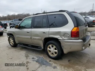2002 GMC Envoy SLT with VIN 1GKDT13S122445936, listed as a Copart auction lot 44230555 with 203,640 mi miles and Non Repairable. Bid and sale history available at carsss.com. Image 2.