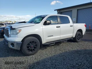 2011 Toyota Tundra 4WD Truck with VIN 5TFDM5F18BX021093, listed as a Copart auction lot 70346484 with 205,452 mi miles and Salvage Title. Bid and sale history available at carsss.com. Image 1.