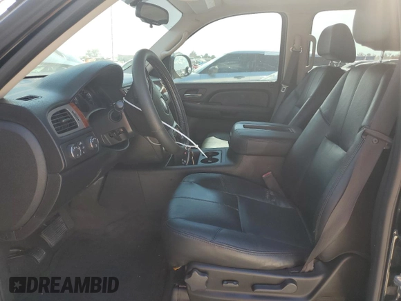 2009 Chevrolet Avalanche 2LT with VIN 3GNFK22089G226686, listed as a Copart auction lot 76305524 with Not Provided miles and Salvage Title. Bid and sale history available at DreamBid. Image 7.
