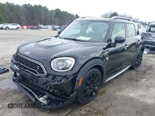 2017 MINI Countryman Cooper S with VIN WMZYT3C34H3D98585, listed as a IAAI auction lot 41752740 with 58,381 mi miles. Bid and sale history available at carsss.com. Image 22.