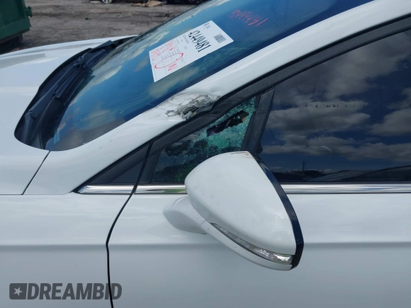 2013 Ford Fusion SE with VIN 3FA6P0HRXDR305946, listed as a IAAI auction lot 42449481 with 109,172 mi miles and . Bid and sale history available at DreamBid. Image 6.