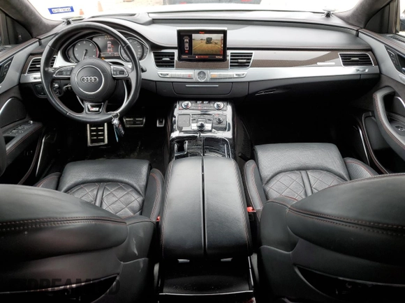2017 Audi S8 z VIN WUAJ5AFD8HN901401, wystawiony jako Copart lot #77734973 z przebiegiem 133 780 mil mil oraz . Historia ofert i sprzedaży dostępna na DreamBid. Obrazek 8.
