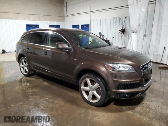 2014 Audi Q7 3.0T S line Prestige with VIN WA1DGAFE3ED012689, listed as a Copart auction lot 43866845 with 0 mi miles and Salvage Title. Bid and sale history available at carsss.com. Image 4.