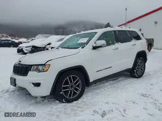 2017 Jeep Grand Cherokee Limited with VIN 1C4RJFBG4HC603979, listed as a IAAI auction lot 41469765 with 163,555 mi miles. Bid and sale history available at carsss.com. Image 17.
