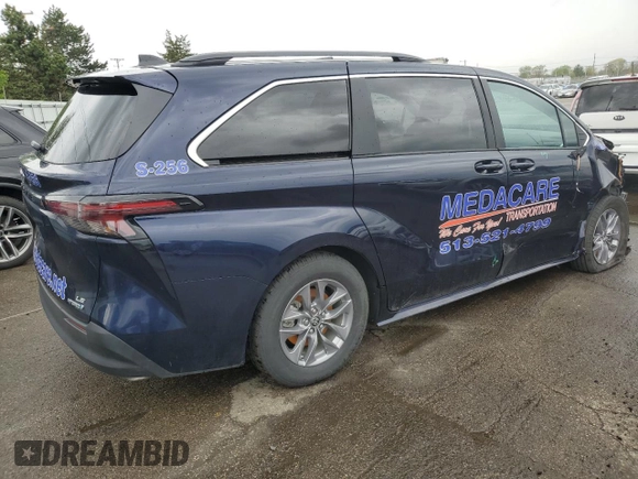 2024 Toyota Sienna LE z VIN 5TDKSKFC9RS150229, wystawiony jako Copart lot #54829595 z przebiegiem 12 384 mil mil oraz Szkoda całkowita • Salvage title. Historia ofert i sprzedaży dostępna na DreamBid. Obrazek 3.