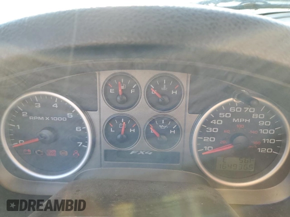 2005 Ford F-150 XLT z VIN 1FTPX04505KE50887, wystawiony jako Copart lot #53203395 z przebiegiem 164 936 mil mil oraz Czysty tytuł • Clean title. Historia ofert i sprzedaży dostępna na DreamBid. Obrazek 9.