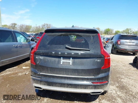 2021 Volvo XC90 Momentum with VIN YV4102PKXM1741082, listed as a IAAI auction lot 41803261 with 42,986 mi miles. Bid and sale history available at carsss.com. Image 17.
