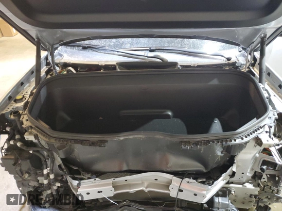 2024 Rivian R1T Adventure z VIN 7FCTGCAA0RN030370, wystawiony jako Copart lot #87251784 z przebiegiem 11 549 mil mil oraz Szkody całkowita. Historia ofert i sprzedaży dostępna na DreamBid. Obrazek 11.