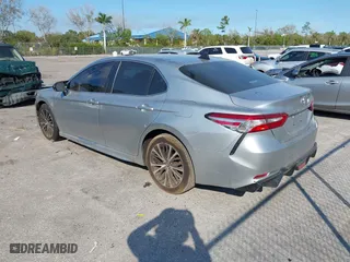 2018 Toyota Camry LE with VIN 4T1B11HK7JU099875, listed as a IAAI auction lot 41503123 with 60,202 mi miles. Bid and sale history available at carsss.com. Image 3.