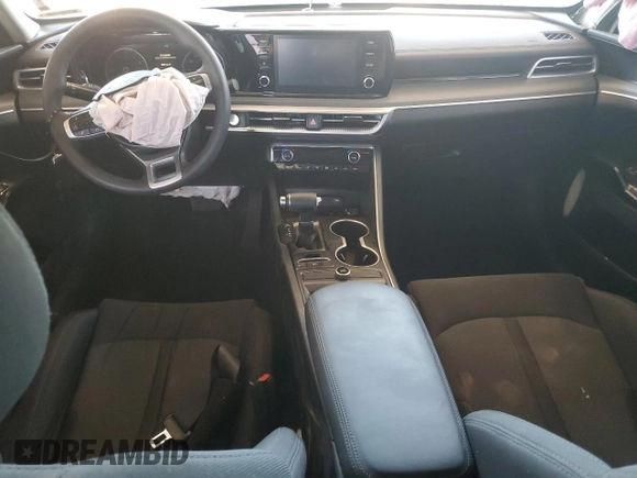 2024 Kia K5 LXS z VIN 5XXG14J26RG233024, wystawiony jako Copart lot #57475015 z przebiegiem 58 645 mil mil oraz Czysty tytuł • Clean title. Historia ofert i sprzedaży dostępna na DreamBid. Obrazek 8.