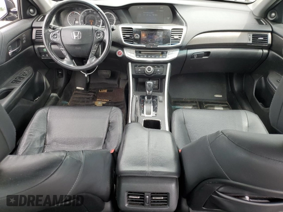 2014 Honda Accord Touring z VIN 1HGCR3F98EA012796, wystawiony jako Copart lot #57752695 z przebiegiem 96 285 mil mil oraz Szkoda całkowita • Salvage title. Historia ofert i sprzedaży dostępna na DreamBid. Obrazek 8.