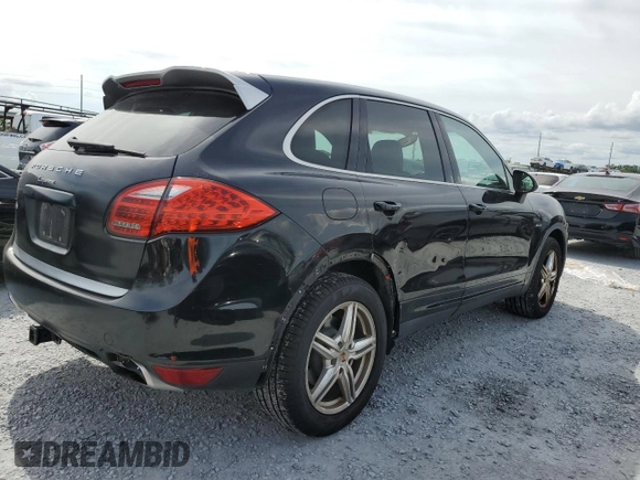 2014 Porsche Cayenne Diesel z VIN WP1AF2A2XELA42744, wystawiony jako Copart lot #61546425 z przebiegiem 72 829 mil mil oraz Szkoda całkowita • Salvage title. Historia ofert i sprzedaży dostępna na DreamBid. Obrazek 3.