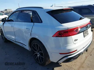 2021 Audi Q8 Premium Plus z VIN WA1EVAF12MD032227, wystawiony jako IAAI lot #41193948 z przebiegiem Nie podano mil oraz . Historia ofert i sprzedaży dostępna na DreamBid. Obrazek 3.